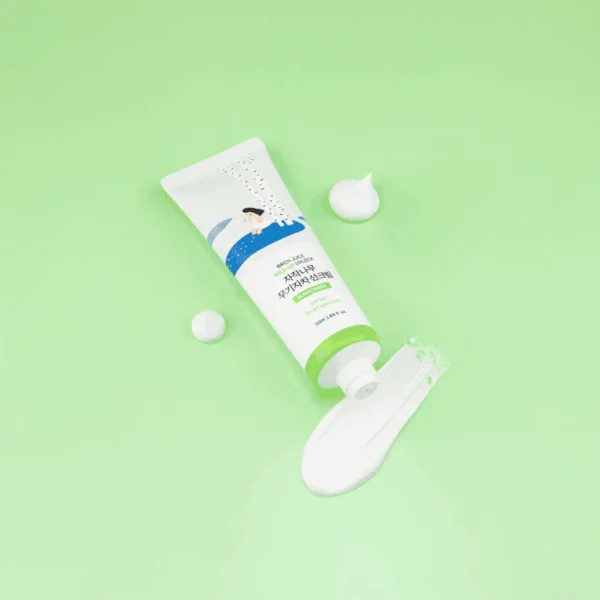 round-lab-birch-juice-mild-up-uvlock-sunscreen-spf-50-plus 2